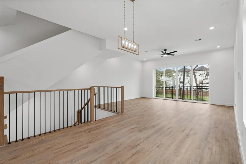 826 Curtin Street #F Houston, TX 77018