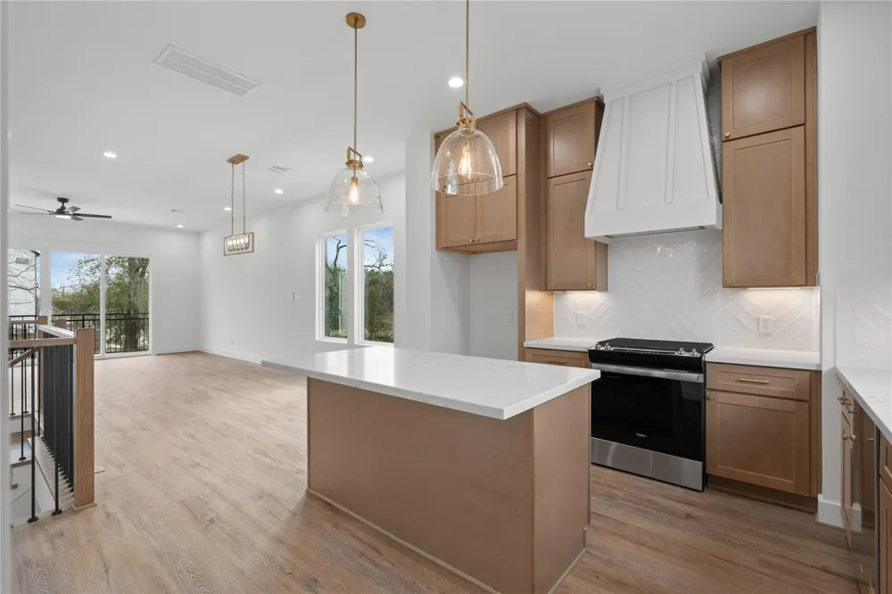 826 Curtin Street #F Houston, TX 77018