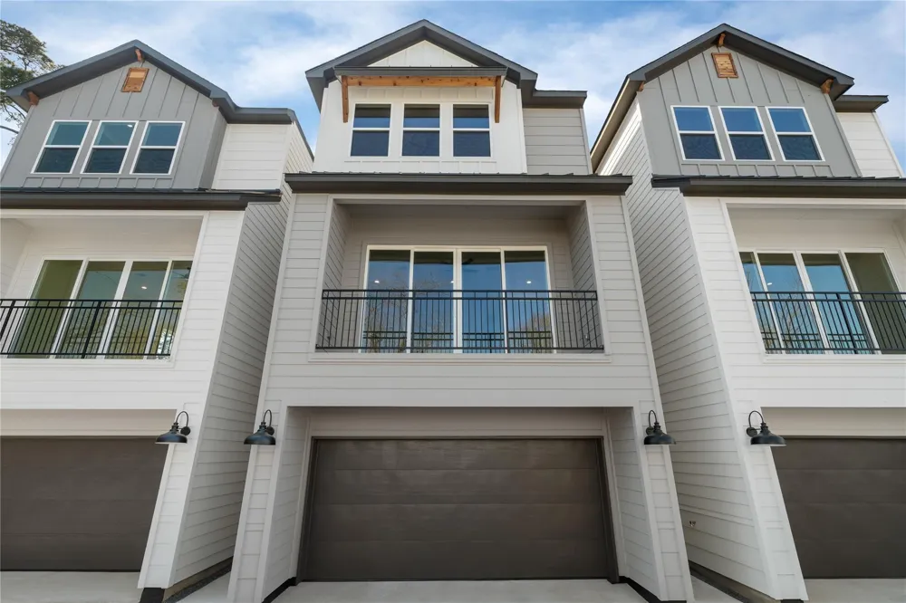 826 Curtin Street #F Houston, TX 77018