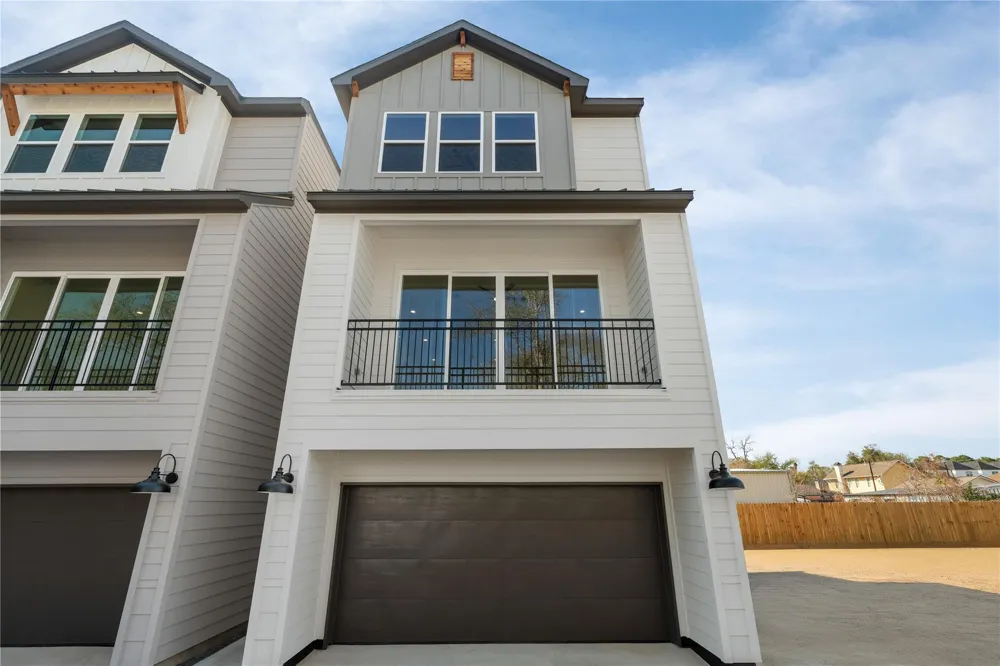 826 Curtin Street #F Houston, TX 77018