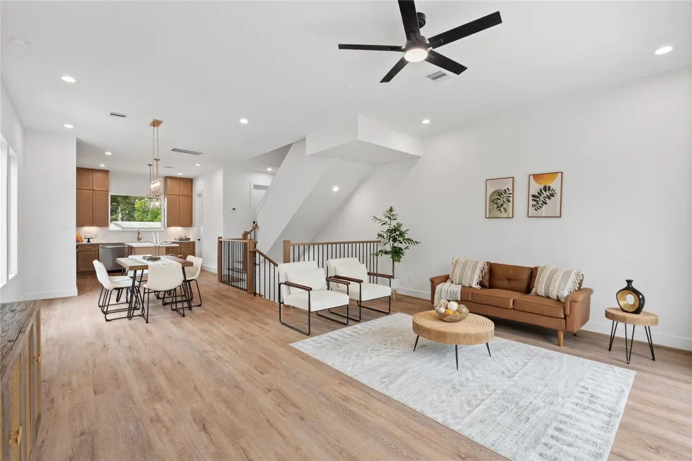 826 Curtin Street #F Houston, TX 77018