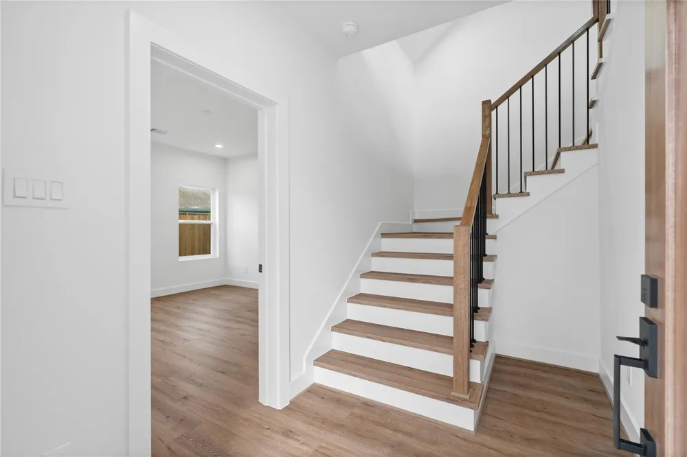 826 Curtin Street #F Houston, TX 77018