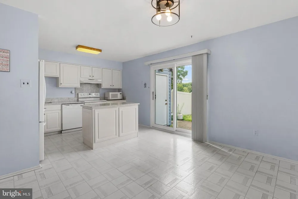 5110 EUSTON COURT Bensalem, PA 19020