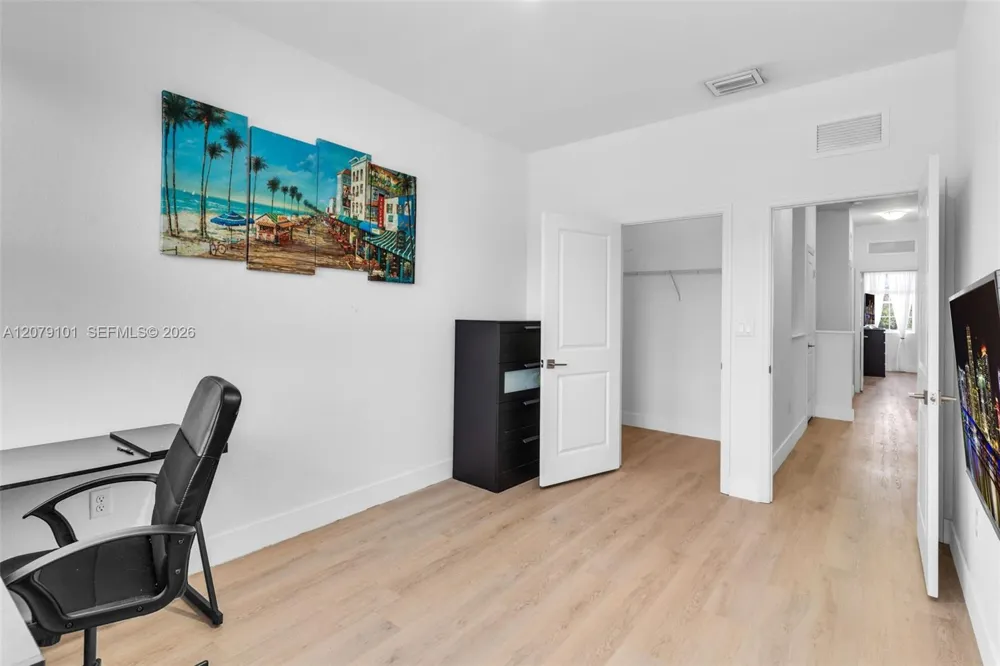 2438 SE 15 St Homestead, FL 33035
