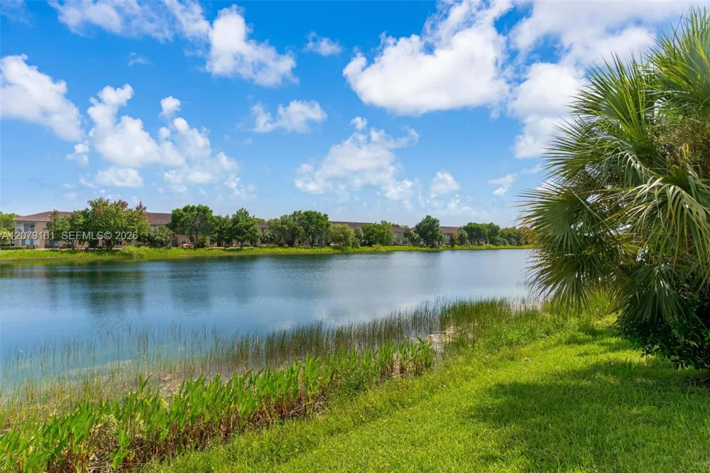 2438 SE 15 St Homestead, FL 33035