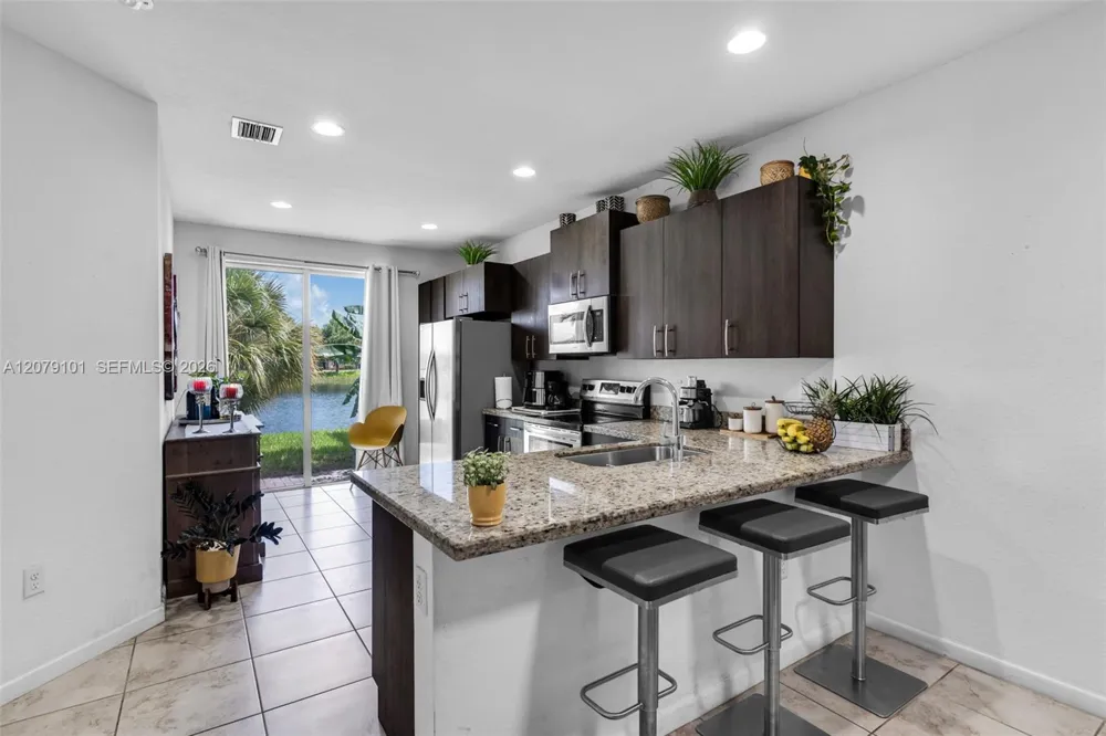 2438 SE 15 St Homestead, FL 33035