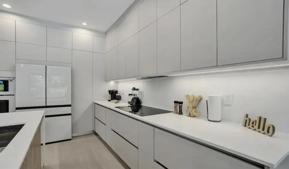 828 SW 16TH STREET Fort Lauderdale, FL 33315