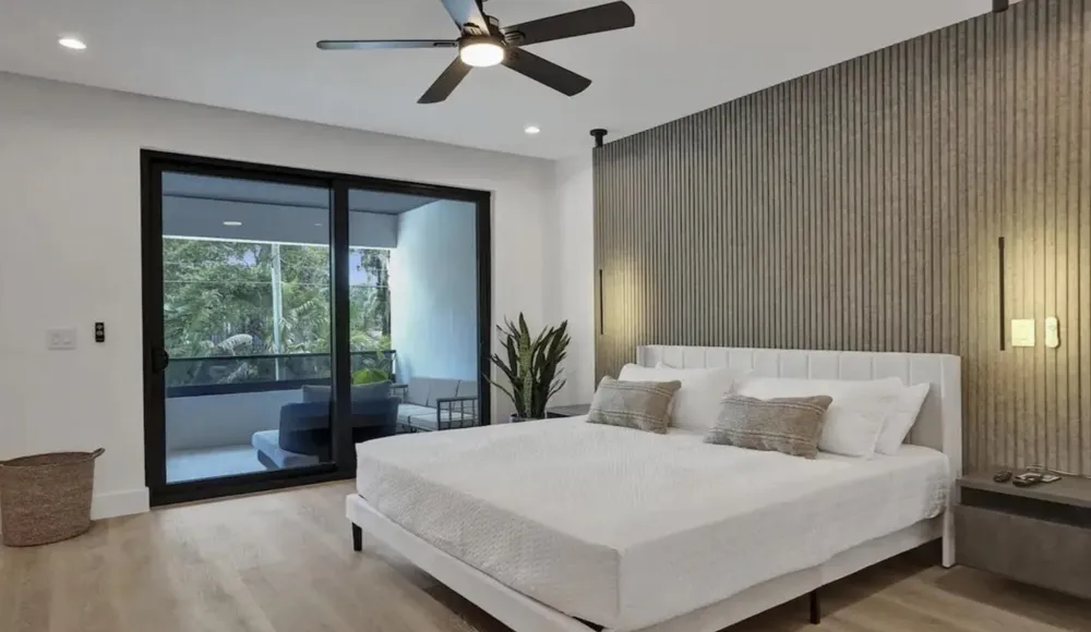 828 SW 16TH STREET Fort Lauderdale, FL 33315