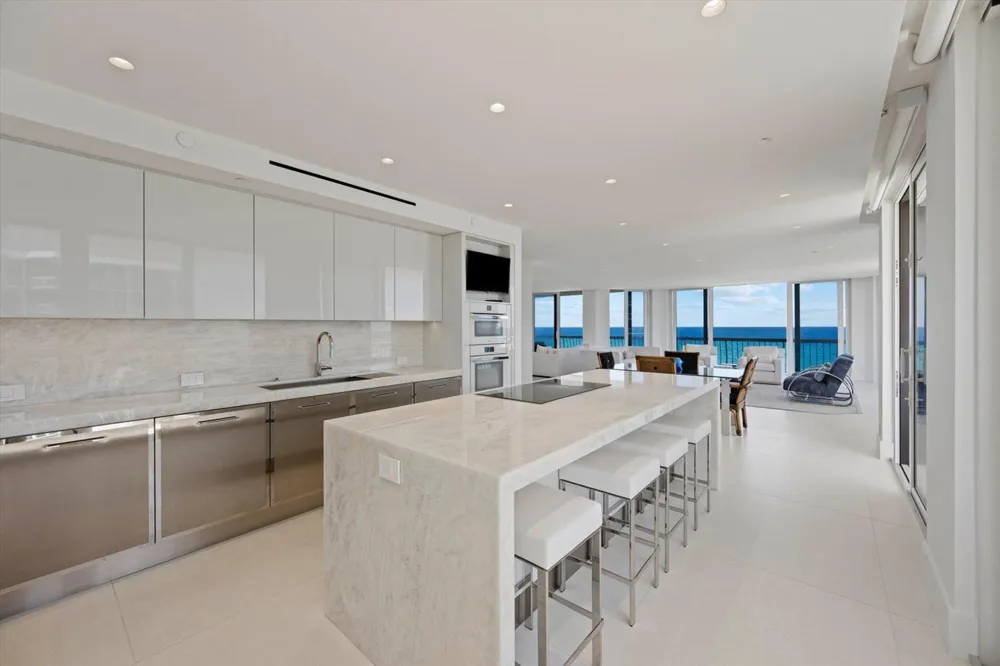 2100 S Ocean Boulevard #408N Palm Beach, FL 33480