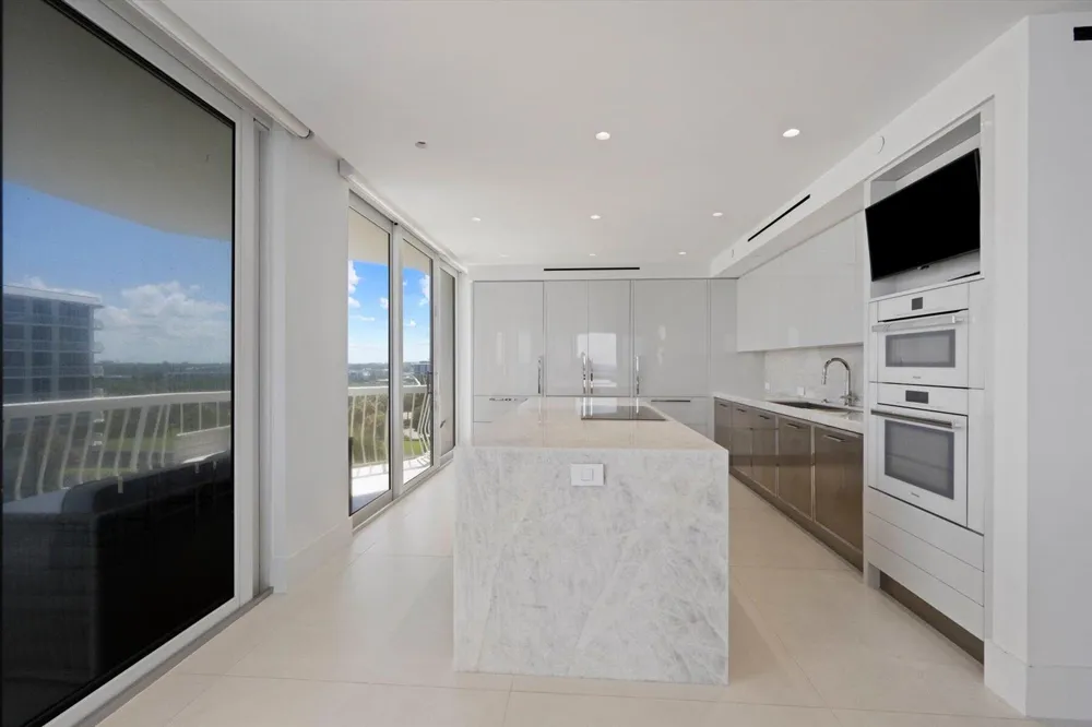 2100 S Ocean Boulevard #408N Palm Beach, FL 33480