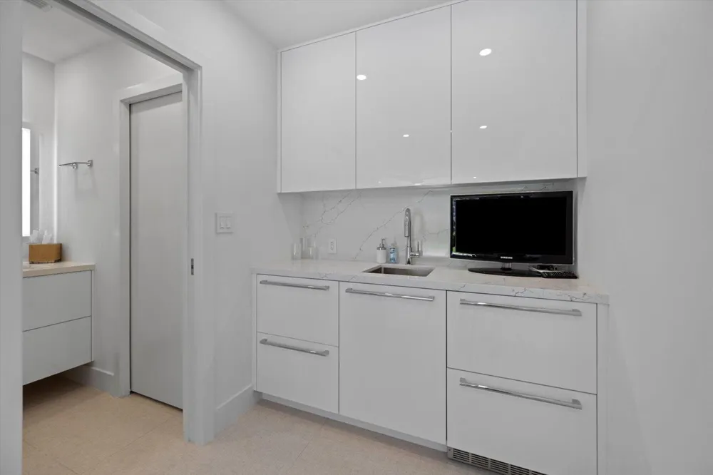 2100 S Ocean Boulevard #408N Palm Beach, FL 33480
