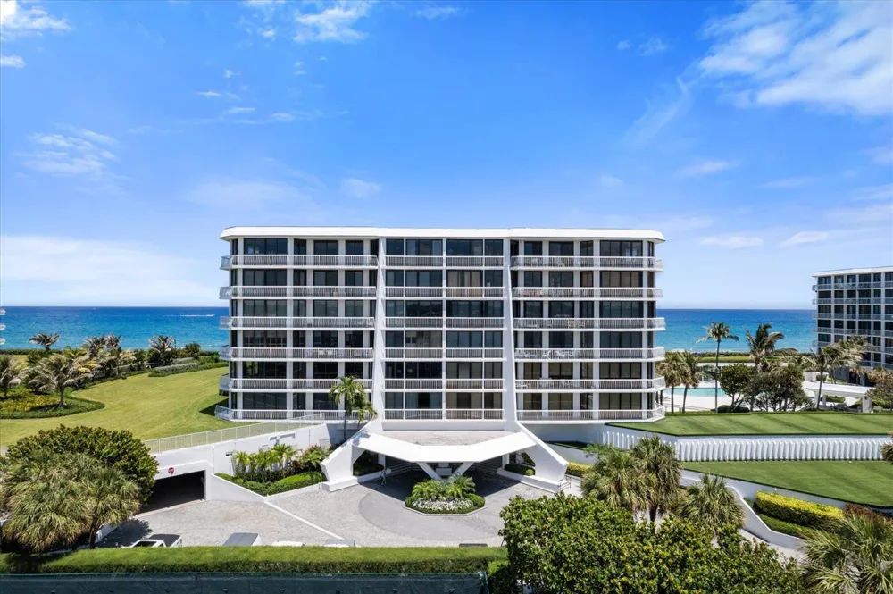 2100 S Ocean Boulevard #408N Palm Beach, FL 33480