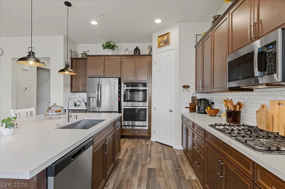 10949 Nicholas Jay Avenue Las Vegas, NV 89166