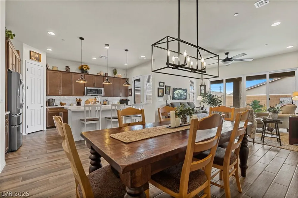 10949 Nicholas Jay Avenue Las Vegas, NV 89166