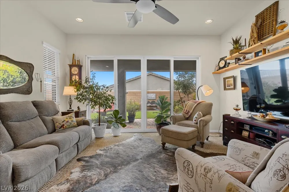 10949 Nicholas Jay Avenue Las Vegas, NV 89166