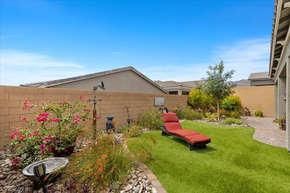 10949 Nicholas Jay Avenue Las Vegas, NV 89166