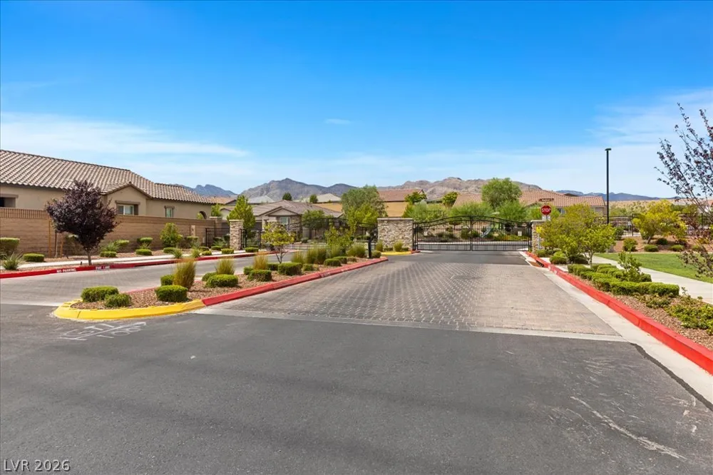 10949 Nicholas Jay Avenue Las Vegas, NV 89166