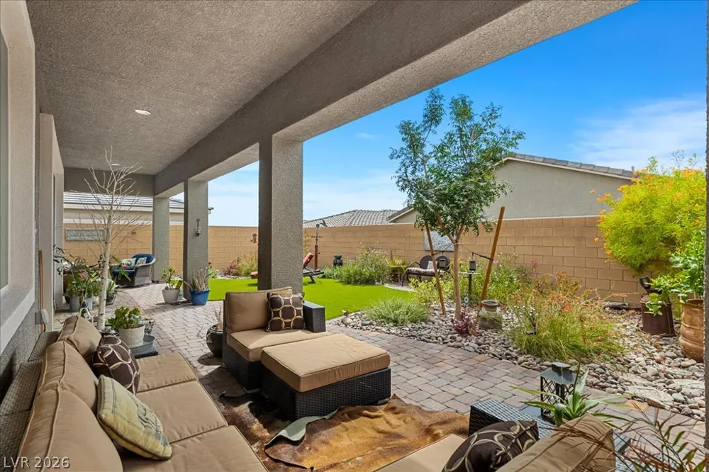10949 Nicholas Jay Avenue Las Vegas, NV 89166