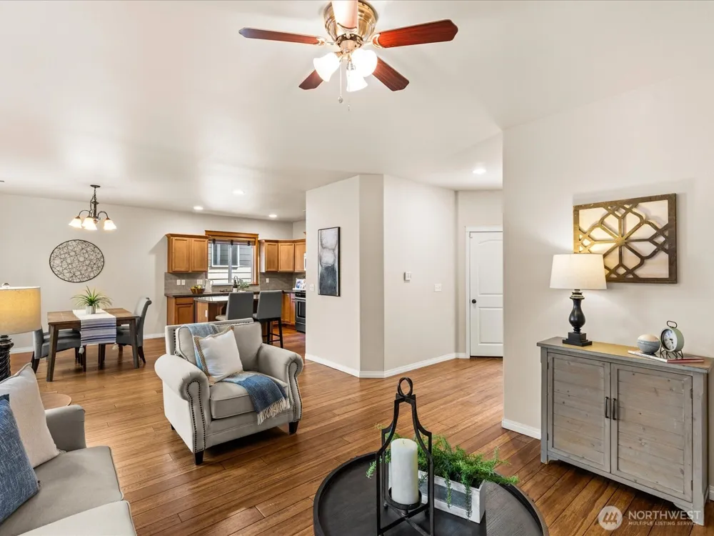 103 162nd Place SE Bothell, WA 98012