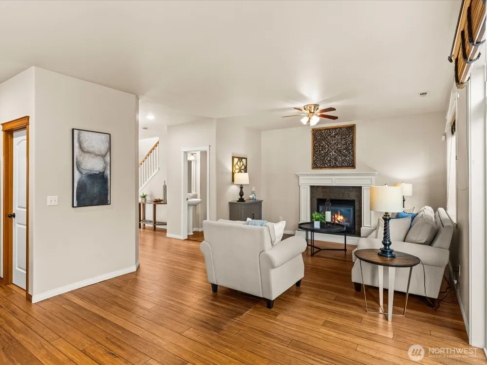 103 162nd Place SE Bothell, WA 98012