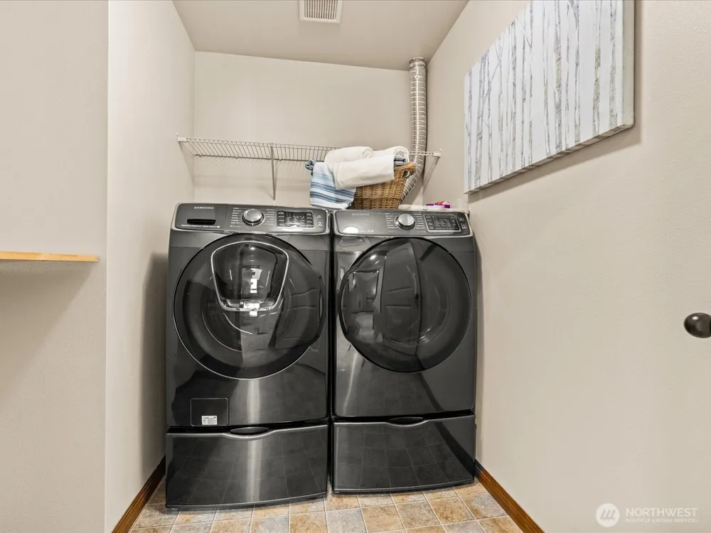 103 162nd Place SE Bothell, WA 98012