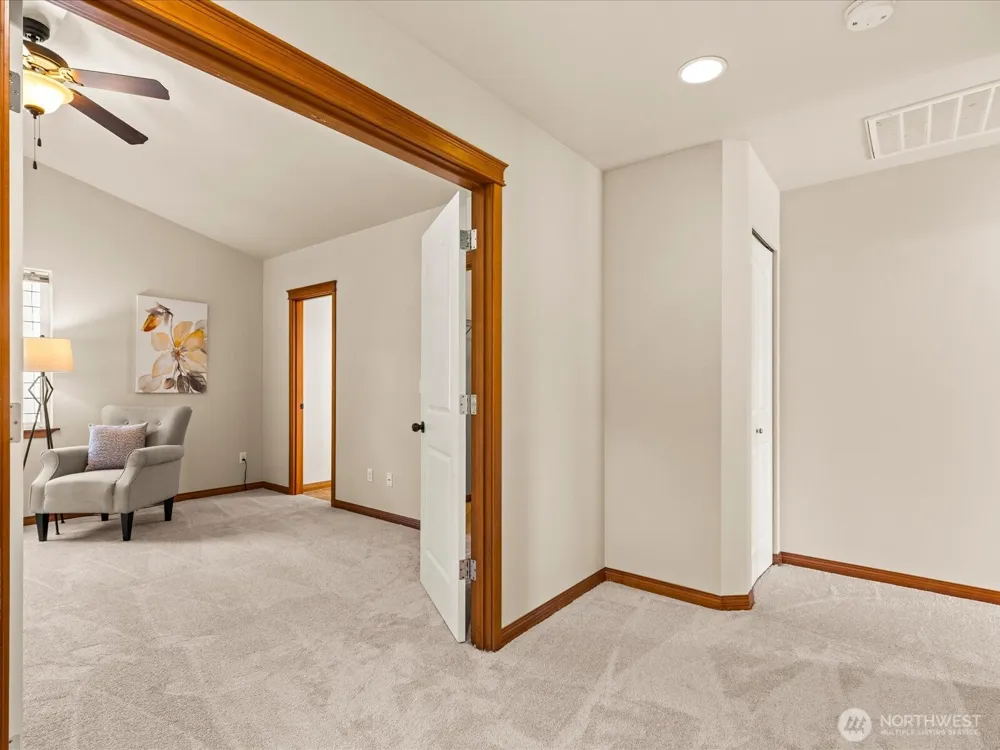 103 162nd Place SE Bothell, WA 98012