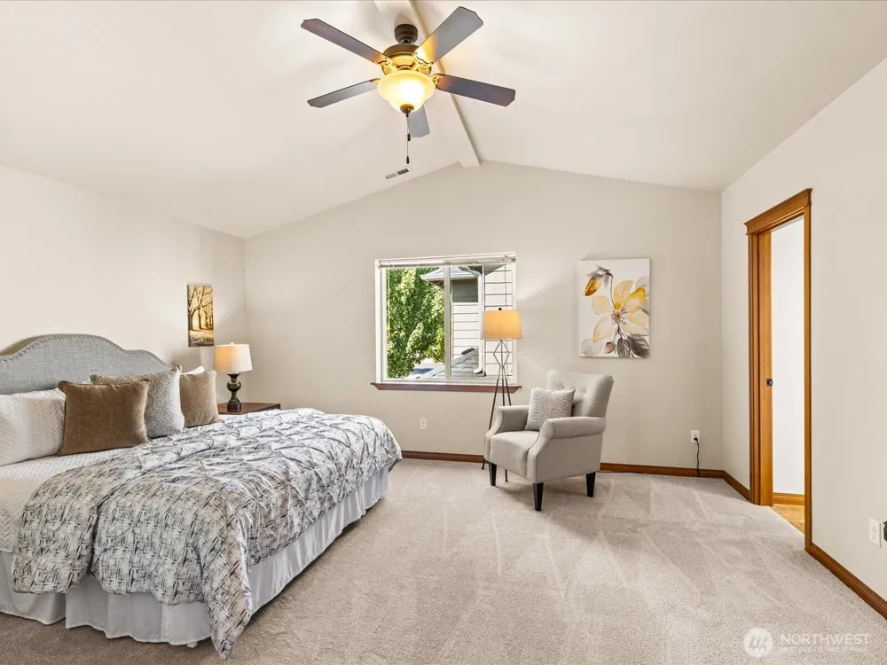 103 162nd Place SE Bothell, WA 98012