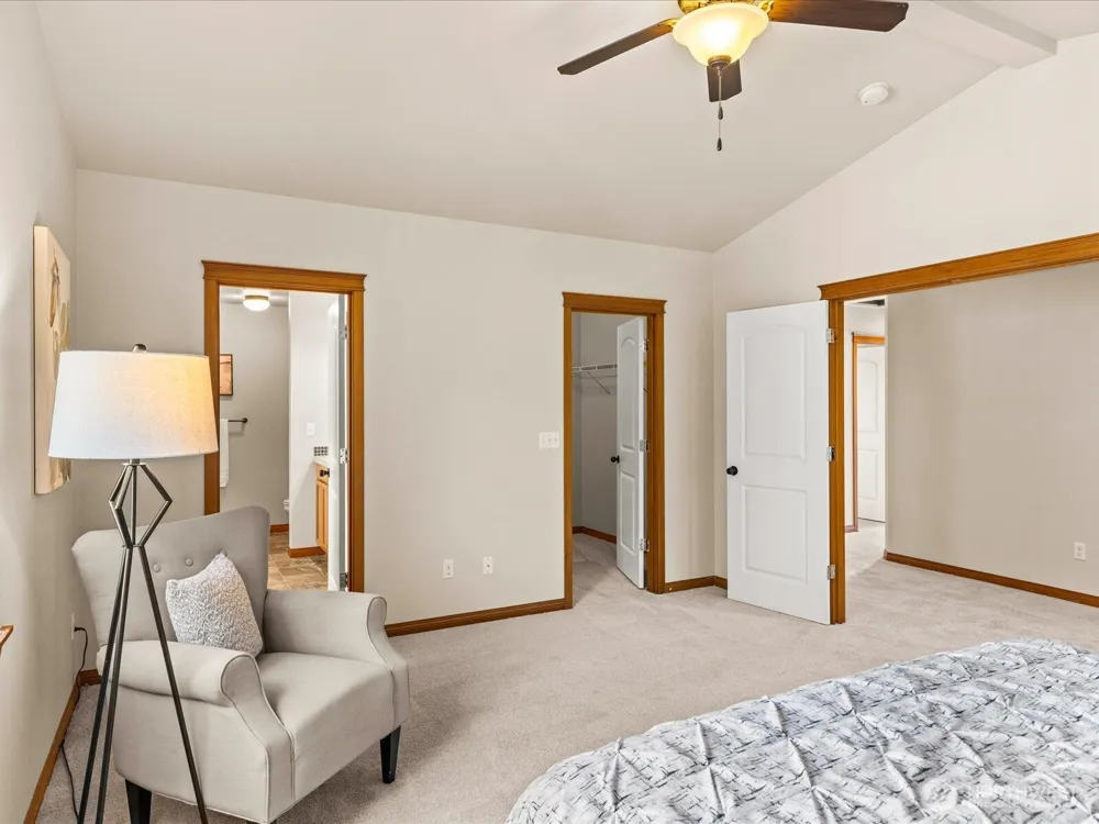 103 162nd Place SE Bothell, WA 98012