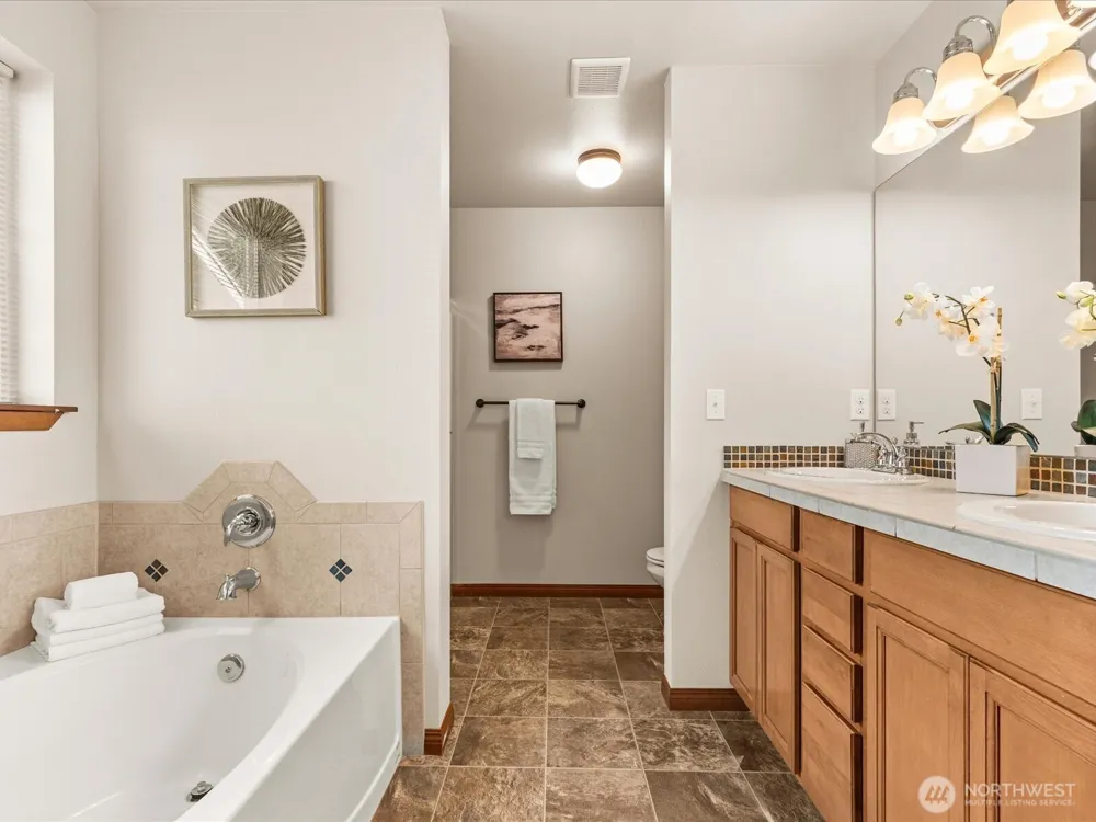 103 162nd Place SE Bothell, WA 98012