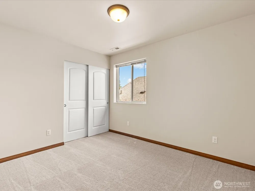 103 162nd Place SE Bothell, WA 98012