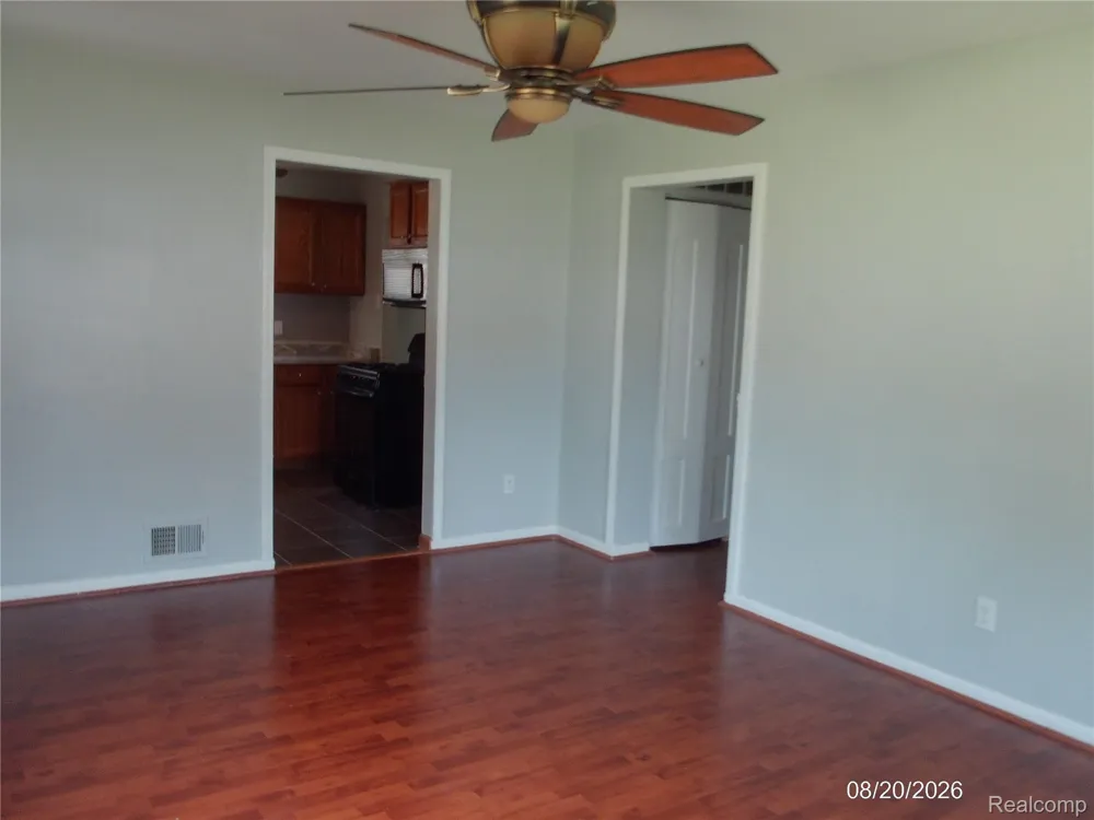 26445 Colgate Street Inkster City, MI 48141