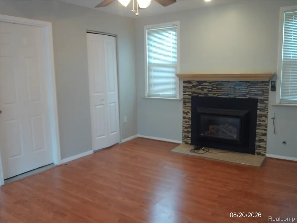 26445 Colgate Street Inkster City, MI 48141