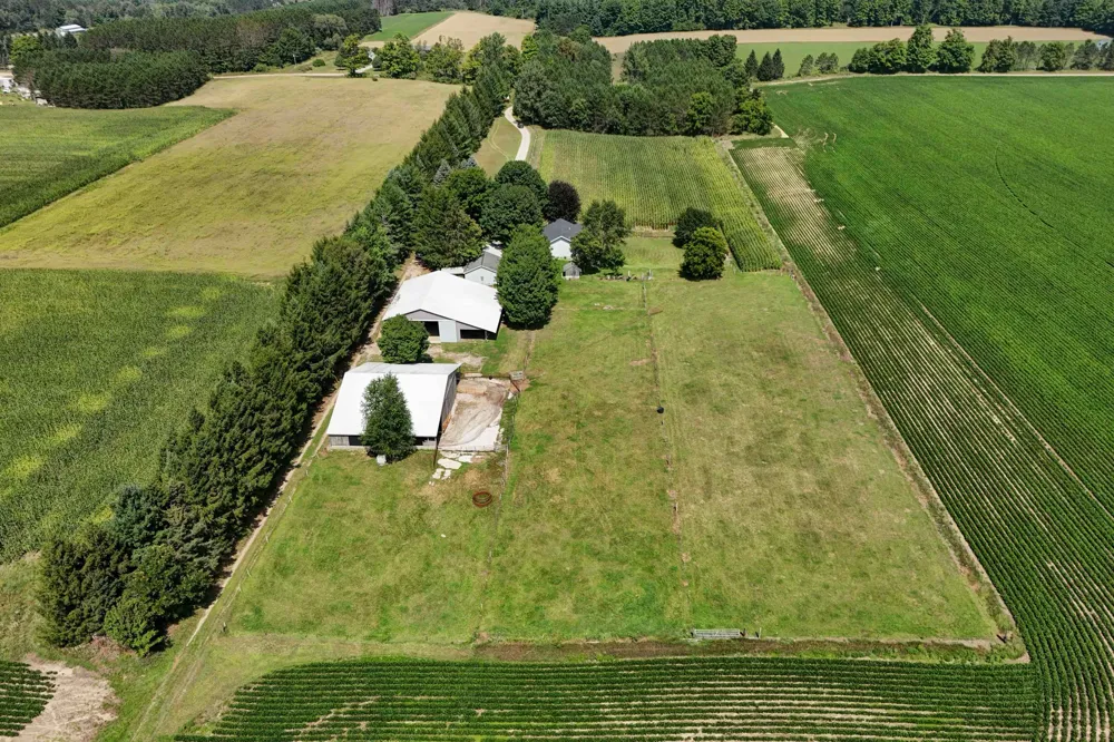 5773 Zue Road Mayfield Township, MI 49620