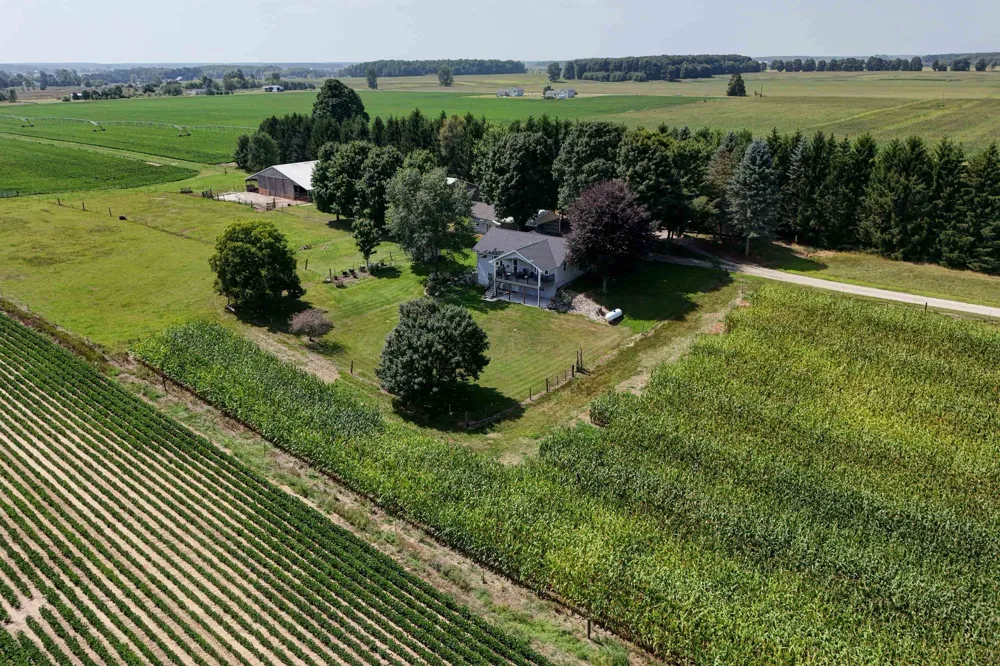 5773 Zue Road Mayfield Township, MI 49620