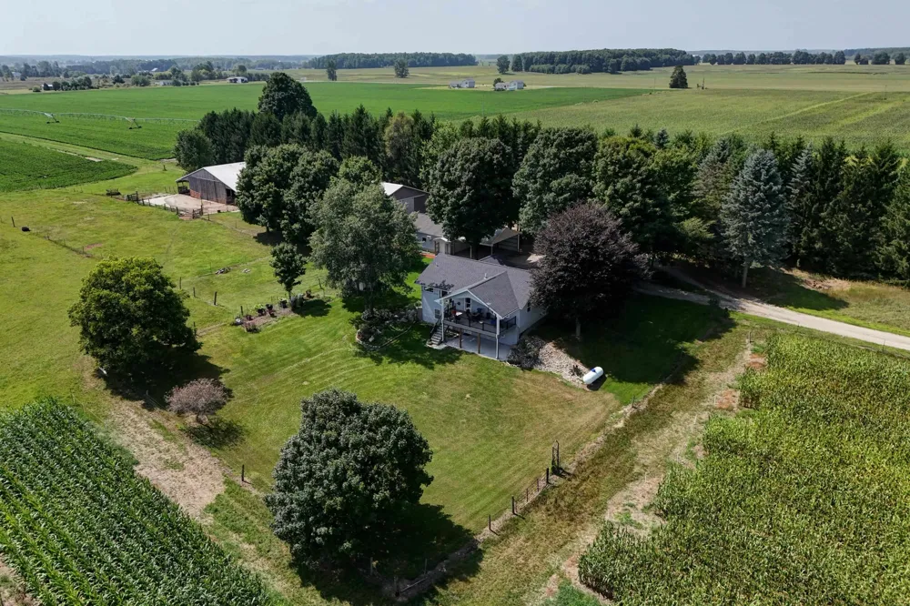 5773 Zue Road Mayfield Township, MI 49620
