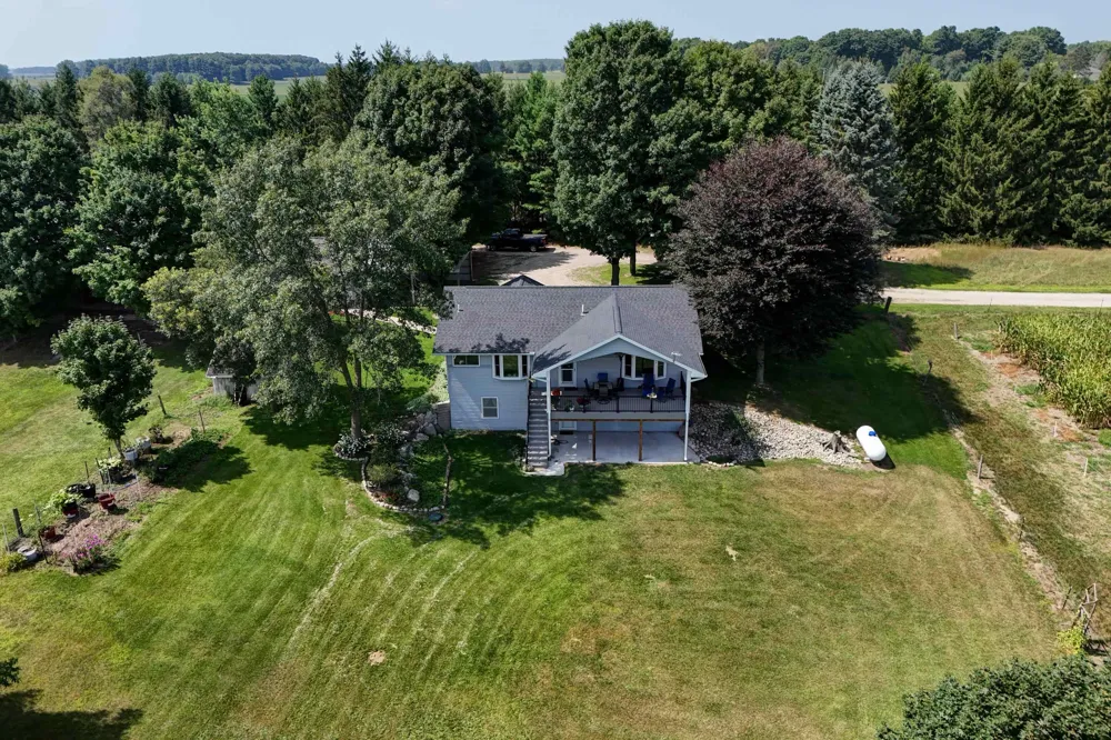 5773 Zue Road Mayfield Township, MI 49620