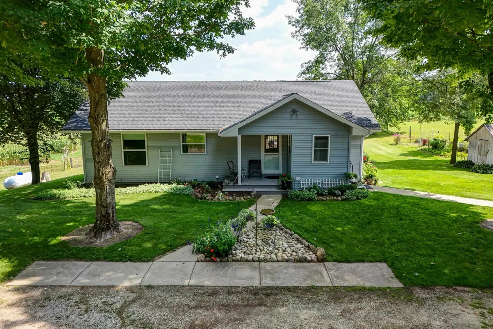 5773 Zue Road Mayfield Township, MI 49620