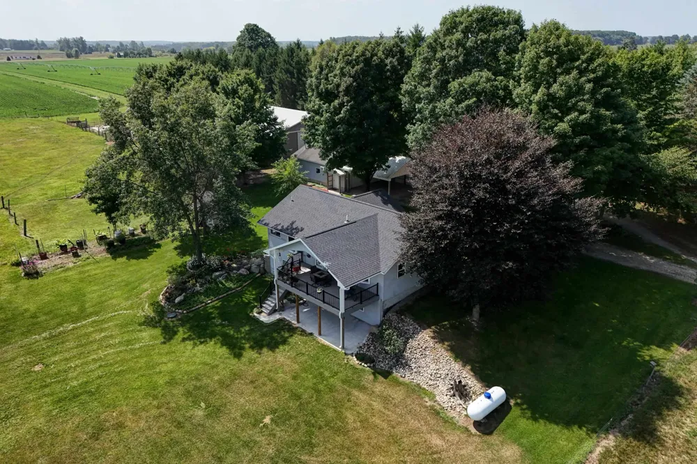 5773 Zue Road Mayfield Township, MI 49620