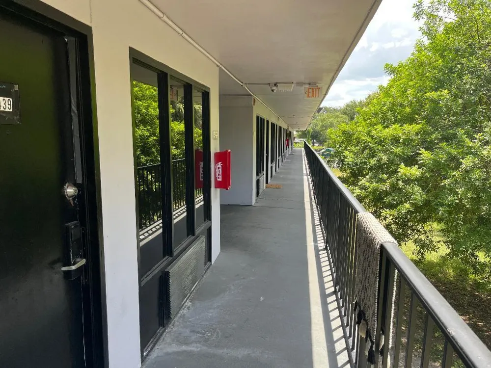 8421 S ORANGE BLOSSOM TRAIL #263 Orlando, FL 32809