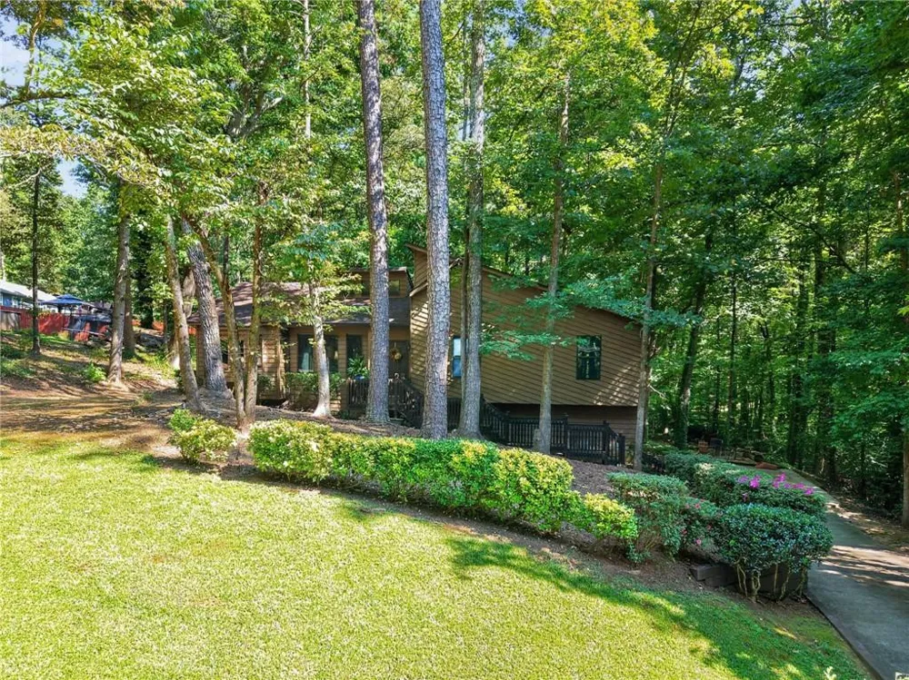 5215 Ferry Creek Lane Acworth, GA 30102