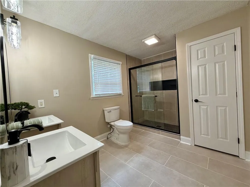 8986 Mandarin Drive Jonesboro, GA 30236