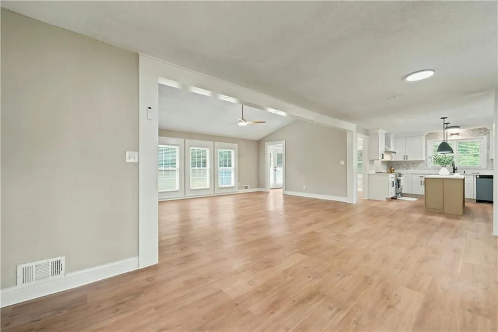 8986 Mandarin Drive Jonesboro, GA 30236