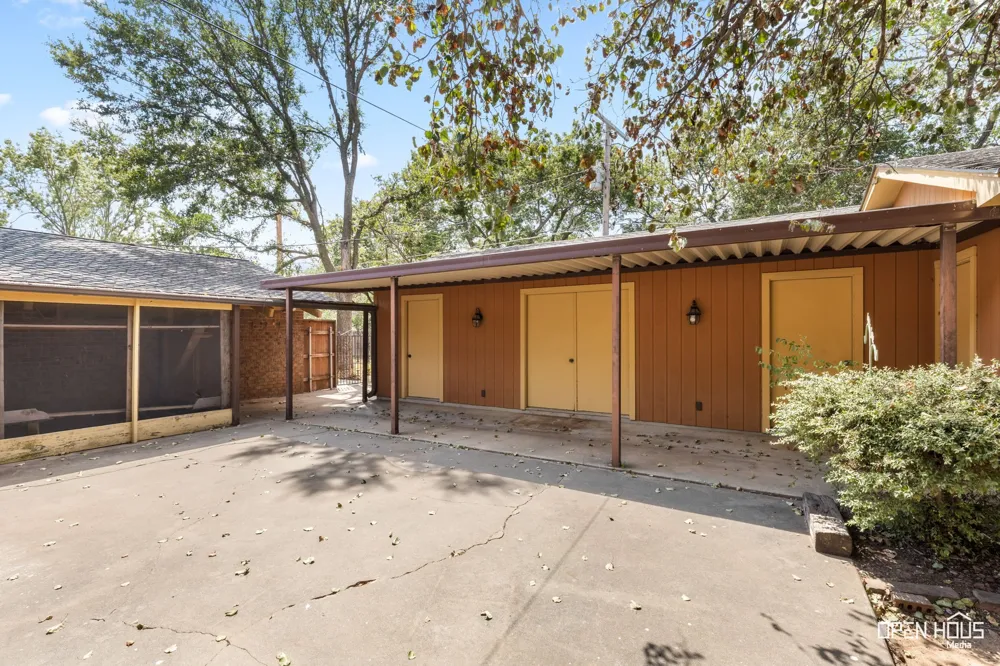 401 Kay Street Henrietta, TX 76365