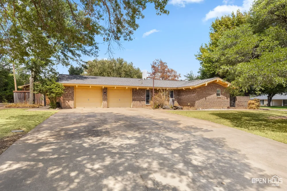 401 Kay Street Henrietta, TX 76365