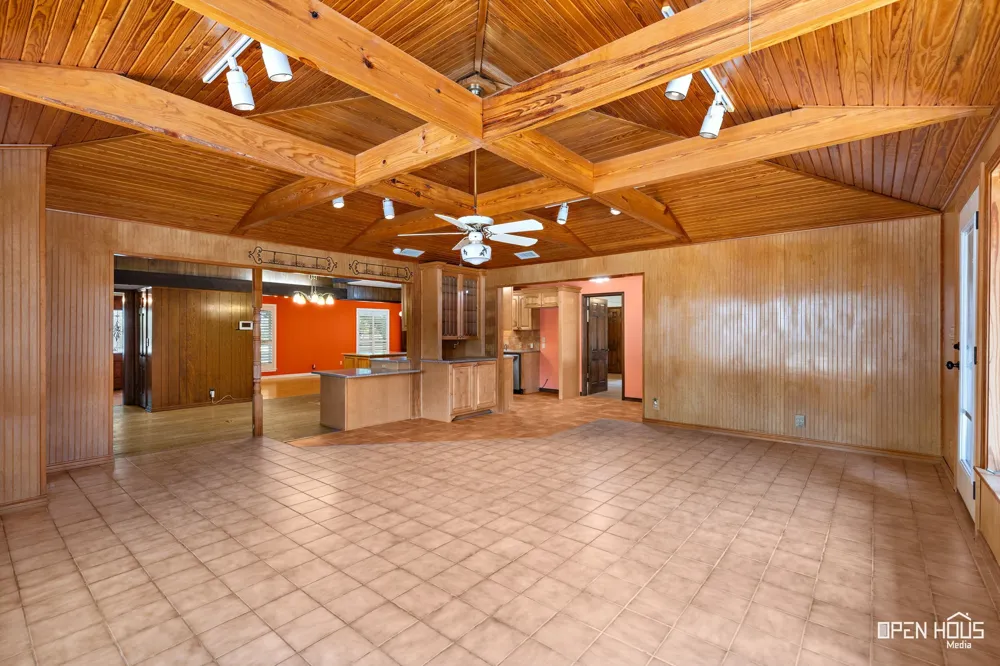 401 Kay Street Henrietta, TX 76365