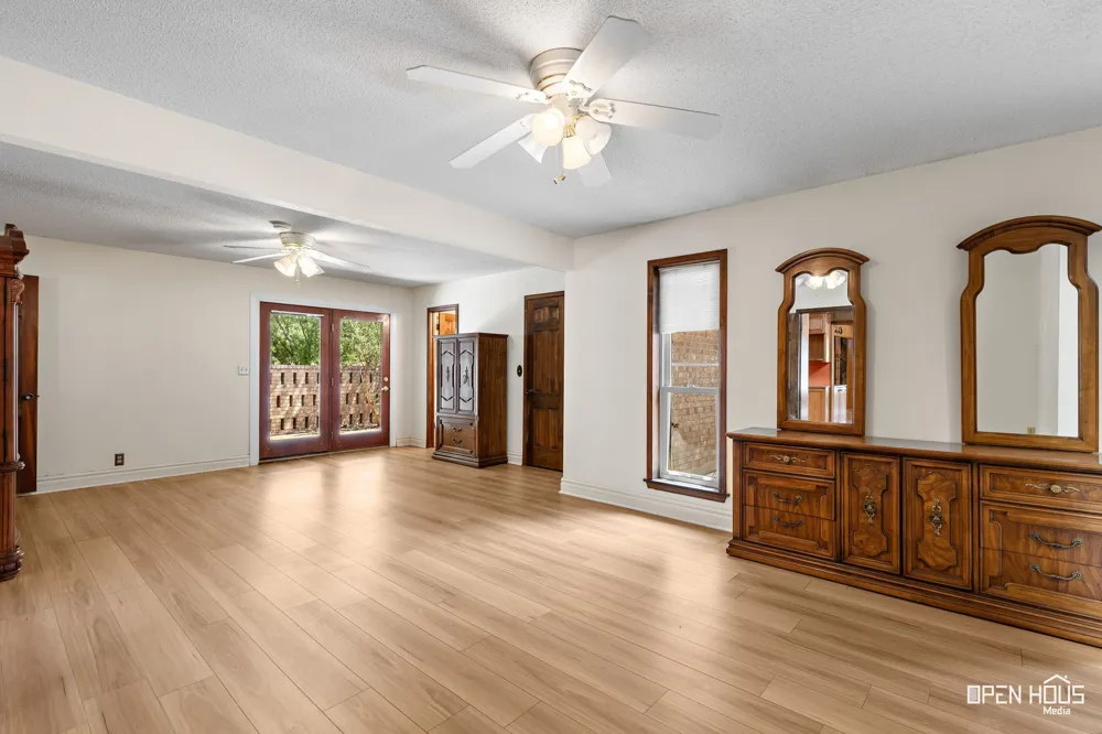 401 Kay Street Henrietta, TX 76365