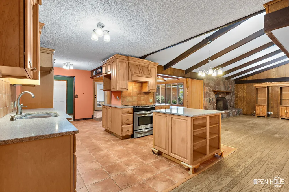 401 Kay Street Henrietta, TX 76365