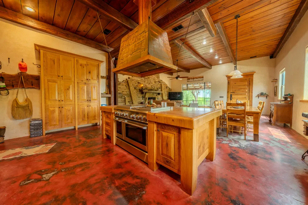 2990 County Rd 205 Lueders, TX 79533