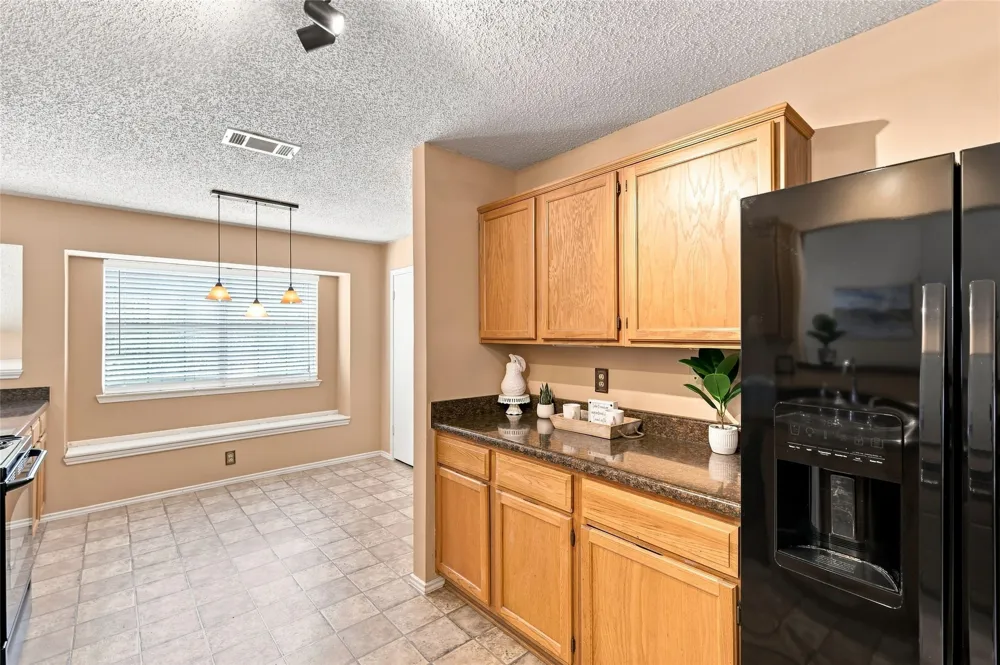 2923 Menlo Park Lane Carrollton, TX 75007