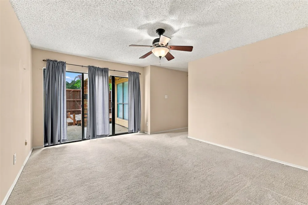 2923 Menlo Park Lane Carrollton, TX 75007